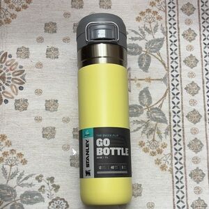 Stanley Quick-Flip Yellow Bottle